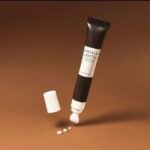 SKIN1004 – Crème Contour des Yeux au Bakuchiol et Probio-Cica de Madagascar 20 ml