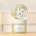 NATURIUM – The Glow Getter Multi-Oil Beurre Corporel Fouetté (232 ml)