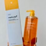 MEDICUBE Kojic Acid Turmeric Vita Brightening Body Wash – Gel Douche Éclaircissant au Curcuma & Acide Kojique (400 ml)